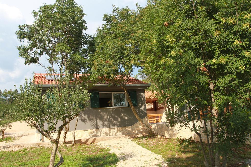Holiday Batarelo Trogir Bagian luar foto